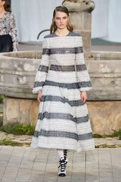 Look 58